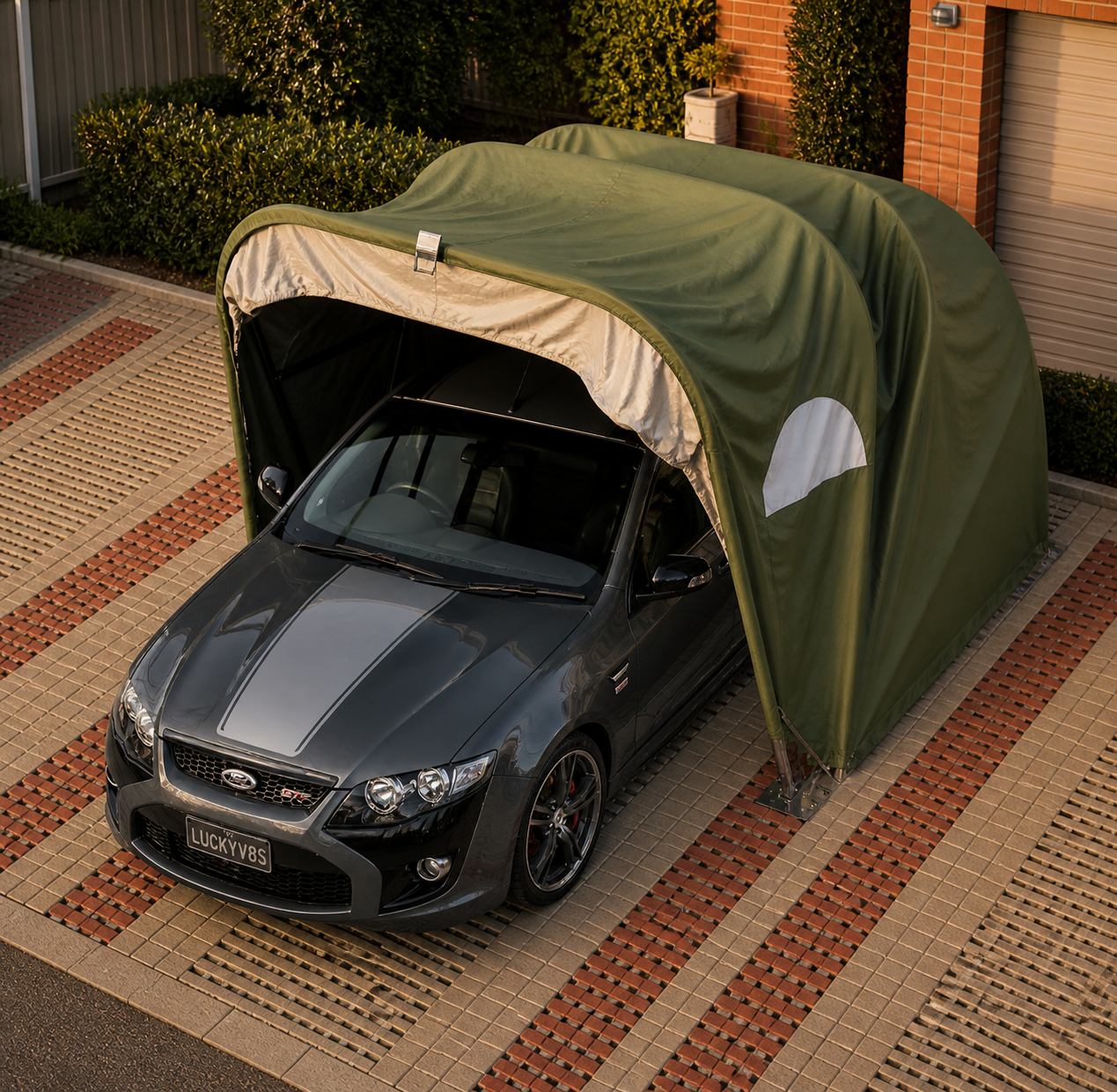 Retractable Outdoor Car Shelter